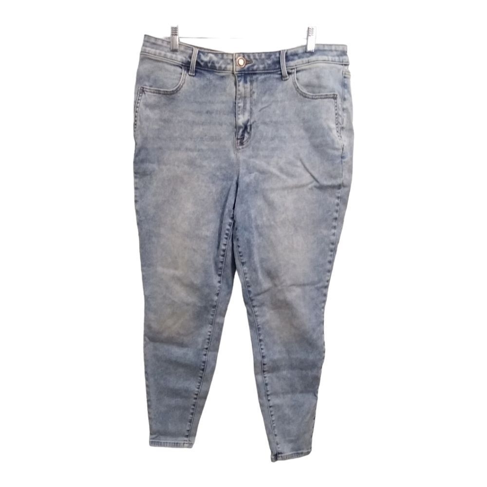 Maurices Light Wash Hi Rise Skinny Stretch‎ jeans Size XL